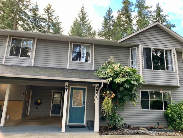 4549 Hammond Bay Road - Upper