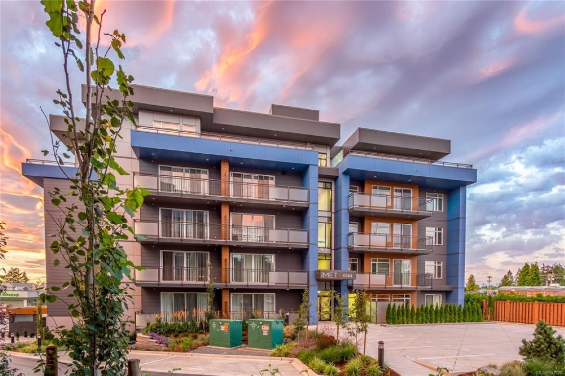 #202 - 6544 Metral Drive