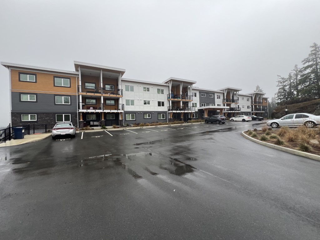 #201 - 4810 Cedar Ridge Place